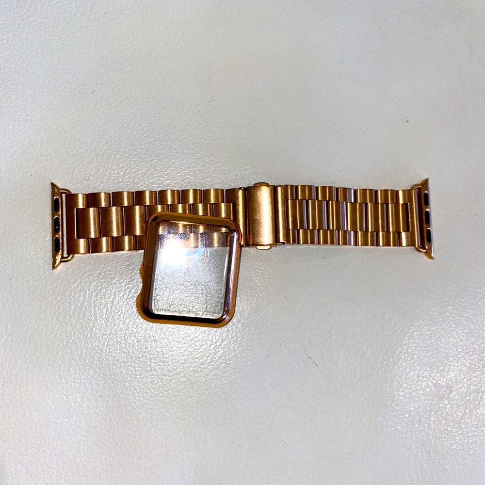 Apple Watch gold wrist band and case
